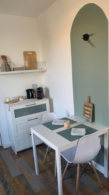 Charmant Studio Tout Equipe Aux Portes De Paris Bagnolet Zewnętrze zdjęcie